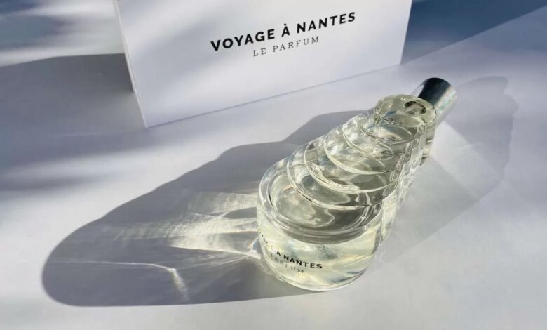 Voyage a Nantes Le Parfum une creation de Bertrand Duchaufour flacon Atelier Polyhedre © Jean Depagne   LVAN