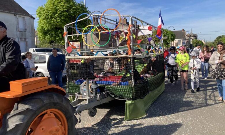 Le carnaval des écoles à Châteaubriant