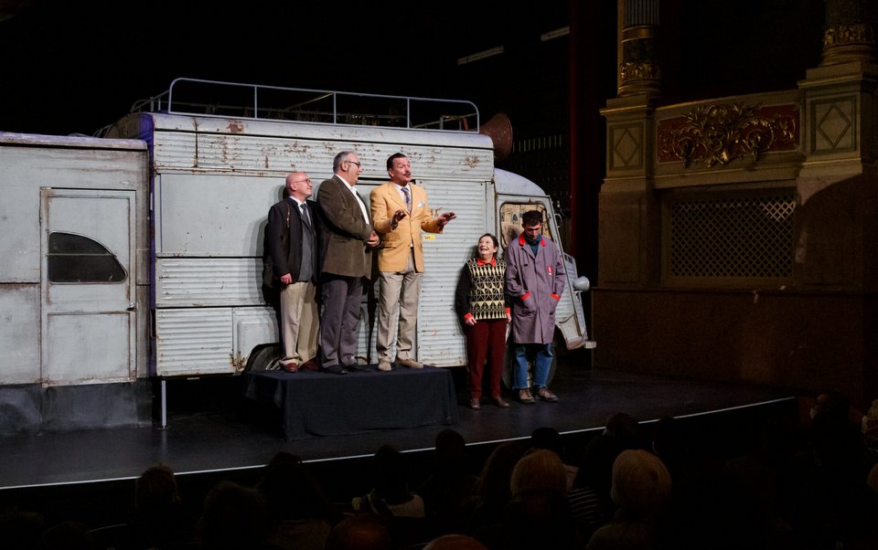 "La Crèche à Moteur" au Théâtre de Verre